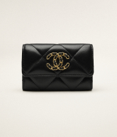CHANEL 19 Flap Card Holder Shiny Lambskin, Gold-Tone, Silver-Tone & Ruthenium-Finish Metal Black - reference: AP1790B0485294305