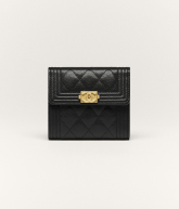 BOY CHANEL Small Flap Wallet Shiny Grained Calfskin & Gold-Tone Metal Black - reference: A80734B0149094305