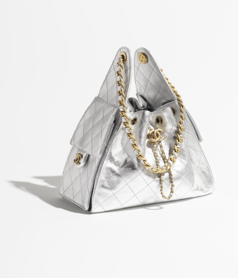 Kleine CHANEL 25 Tasche Genarbtes Metallic-Kalbsleder & goldfarbenes Metall Silvery - Referenz: AS5293B20405NZV67